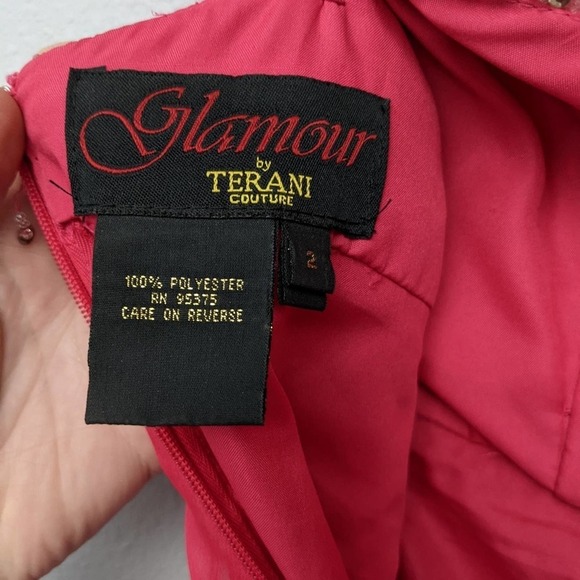 Glamour by Terani Couture Beaded Shimmer Sweetheart Neckline - Picture 7 of 11